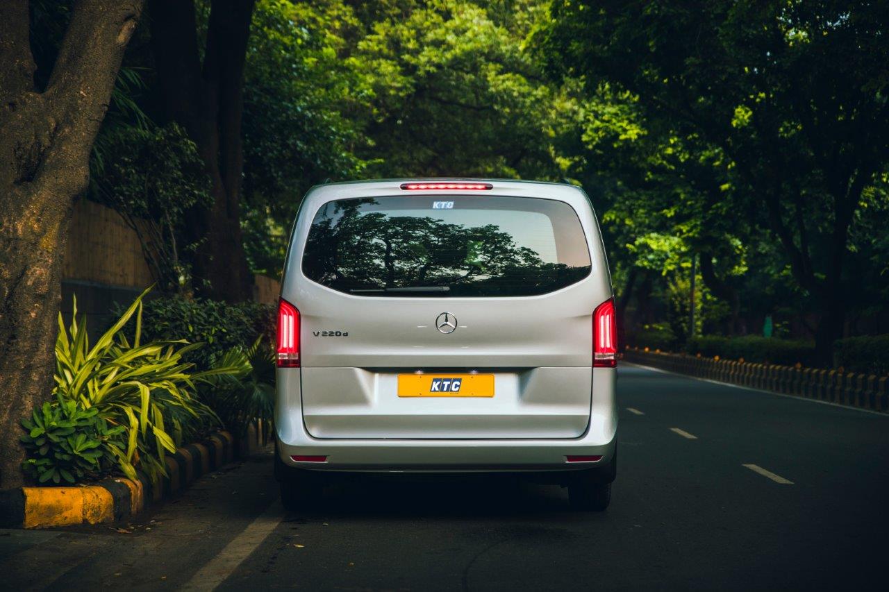 Mercedes Viano prespective view
